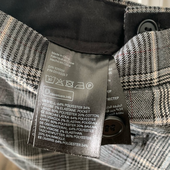 h&m grey plaid pants - Picture 4 of 4